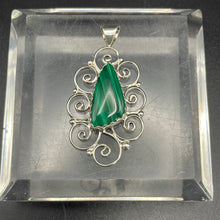 Load image into Gallery viewer, Decorative Malachite pendant
