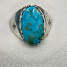 Load image into Gallery viewer, Kingman Turquoise ring with engraved Zia accents
