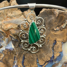 Load image into Gallery viewer, Decorative Malachite pendant
